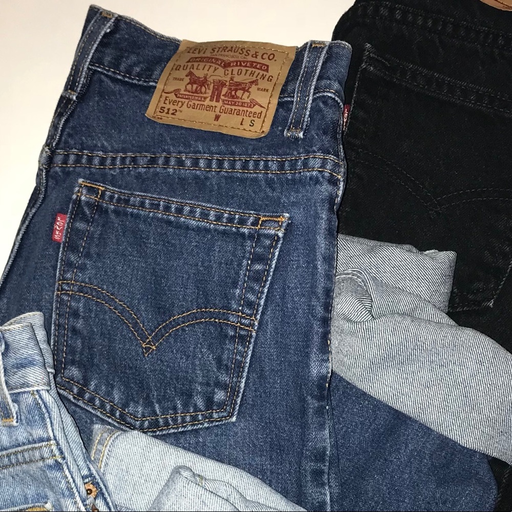 Vintage Levi’s 512 Medium Wash Size 6 Short